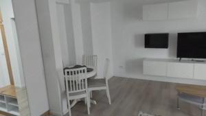 Apartament 2 camere Q Apartments - imagine 6