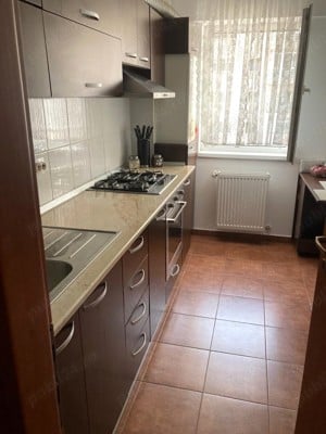 Direct proprietar, vand apartament de 2 3 camere