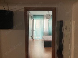 Direct proprietar, vand apartament de 2 3 camere - imagine 4