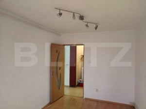 Apartament de vanzare, 2 camere, 37 mp, Zona Micro 14 - imagine 5