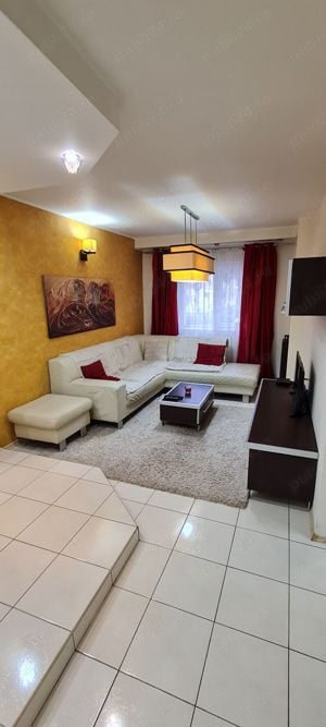 Inchiriez apartament 3 camere zona Liliacului