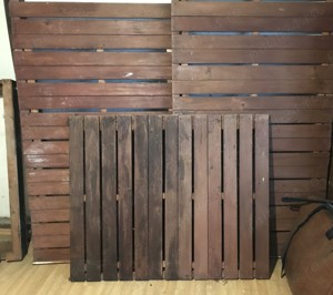 mat.lemnos,calitate,grinzi,lambriuri,panouri suple,fine,tratate,de la terasä inter.vechi(50ani),Bv