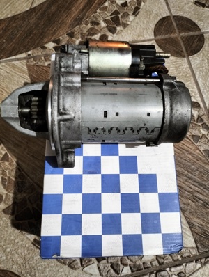 Vînd Electromotor și contact Mercedes-Benz W 204 - imagine 3
