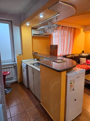 Agentie inchiriez apartament 2 camere Ultracentral-Primarie-Romarta mobilat - imagine 3