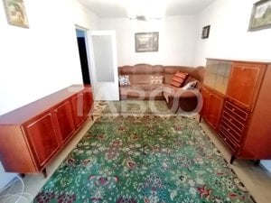 Apartament decomandat 48 mpu etaj 1 balcon pivnita Siretului Sibiu - imagine 4