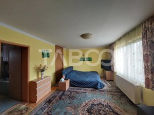 Casa individuala 5 camere 240 mp utili curte gradina Centru Alba Iulia - imagine 20