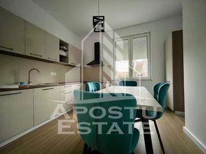 Apartament la casa cu 3 camere si 2 bai, tip penthouse, zona Gh Lazar - imagine 2