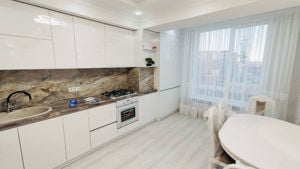 apartament cu 2 camere in proximitatea Colosseum Mall