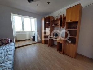 Apartament de vanzare 53 mp 3 camere etaj 3 zona Stejarului Cisnadie - imagine 8