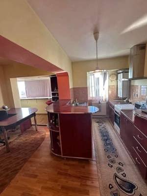 De vanzare 3 camere , mobilat, utilat, spatios, 63500 euro - imagine 10