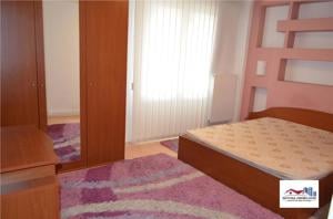 Apartament cu 3 Camere de Inchiriat in Zona Ultracentrala - imagine 5