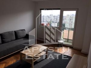 Apartament cu 3 camere DECOMANDAT zona Gheorghe Lazar - imagine 2