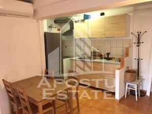 Apartament cu 3 camere DECOMANDAT zona Gheorghe Lazar - imagine 3