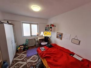 Apartament 4 Camere, 77 mp, Decomandat, Zona Cetate - imagine 8