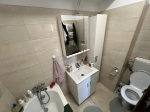 Proprietar, inchiriez apartament 2 camere - imagine 2