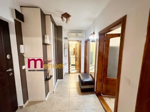 Apartament 2 camere,Ultracentral,etaj 2 - imagine 5