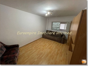 Apartament 2 camere decomandate zona Faleza Nord - imagine 9