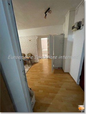 Apartament 2 camere decomandate zona Faleza Nord - imagine 12