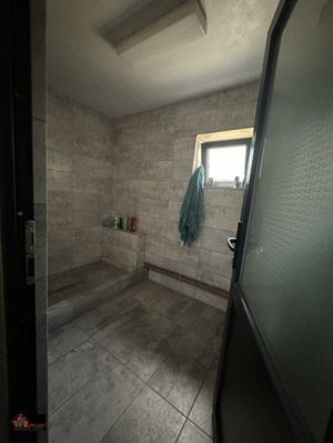 Proprietate:hală, birouri, vestiare+2 apartamente și o garsonieră(la rosu) - imagine 7