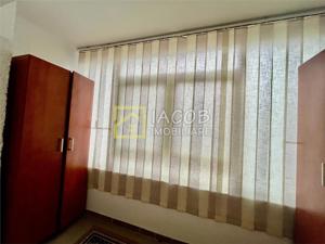 DE INCHIRIAT - Apartament 3 camere Ultracentral, Bacau - imagine 8