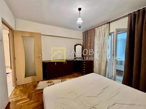 DE INCHIRIAT - Apartament 3 camere Ultracentral, Bacau - imagine 11