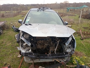 Dezmembrez Peugeot 206 1.4 benzina 2002 - imagine 3