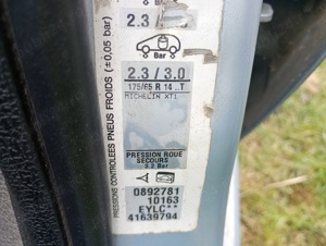 Dezmembrez Peugeot 206 1.4 benzina 2002 - imagine 5