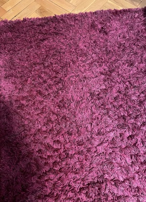 Doua covoare unul gri deschis,  si unul violet. - imagine 3