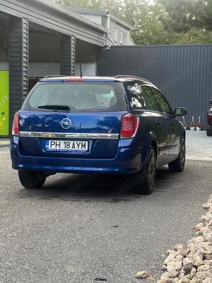 Opel Astra H Station Wagon - imagine 2