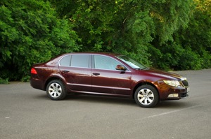 Vand autoturism Skoda Superb 2010 - imagine 3