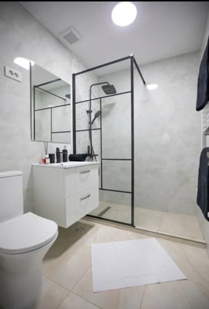 Vand apartament 3 camere  - imagine 9