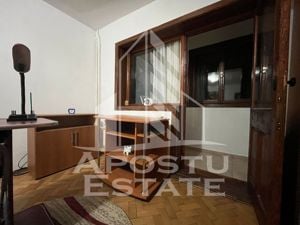 Apartament cu o camera, decomandat, etaj intermediar in zona Girocului - imagine 3