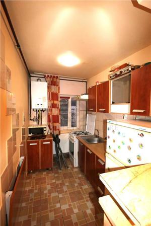 Apartament 1 camera, centrala proprie , zona Dambovita - imagine 7