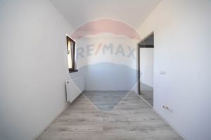 COMISION 0% Casă 4 camere vânzare, la preț de apartament, Cărpinis - imagine 12