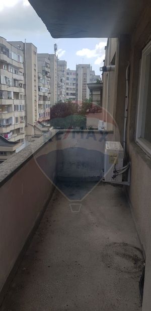 Apartament cu 3 camere de închiriat Bd Unirii - imagine 9