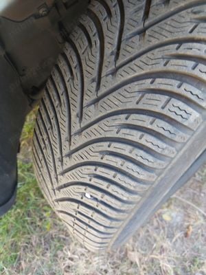 Dacia Duster 1,5 diesel 4x4 - imagine 9 Dacia Duster 1,5 diesel 4x4 - imagine 9