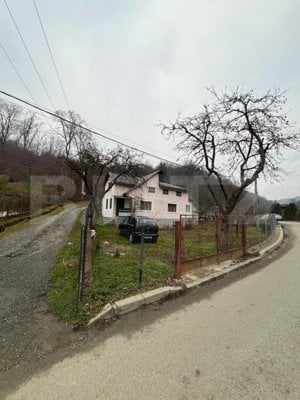 Casa de vanzare in orasul Nasaud cu o suprafata de 1084mp