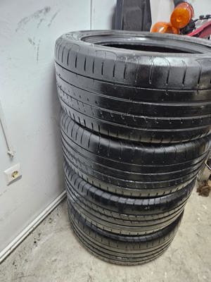 jante cu anvelope 265/50/R19 de vară marca GoodYear set 4 bucăți stare foarte bună, etc;