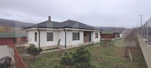 Casa individuala, 4 camere, 114 mp utili, 1100 mp teren, zona Valcele