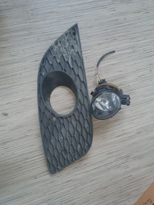 Proiector dreapta + grila aferenta, Seat Leon, ani 2005-2009 - imagine 2