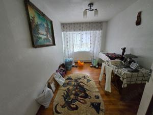 De vinzare apartament cu 4 camera in Moinesti, Judetul Bacau. - imagine 4