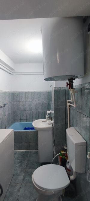 Închiriez apartament o cameră. - imagine 5