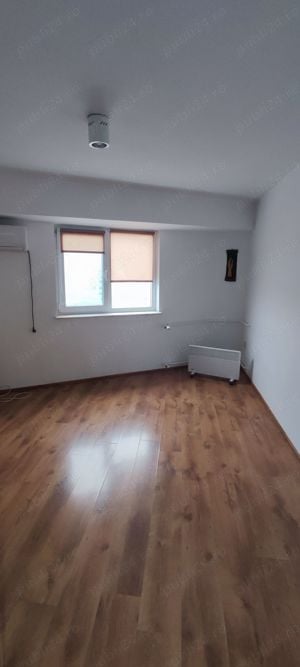 Închiriez apartament o cameră. - imagine 3