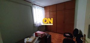 Apartament la casa, 4 camere, pretabil pentru birouri, zona Cetate - imagine 3