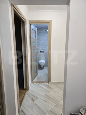 Apartament cu 3 camere, 77 mp, zona Micro 17 - imagine 13