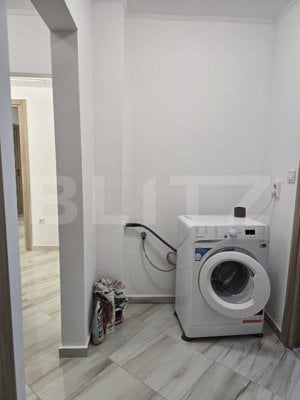 Apartament cu 3 camere, 77 mp, zona Micro 17 - imagine 14