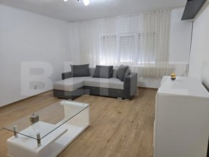 Apartament cu 3 camere, 77 mp, zona Micro 17 - imagine 3