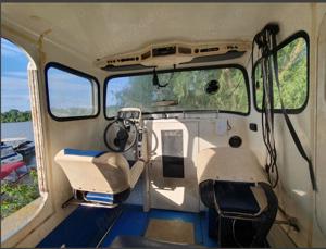 Vand ambarcatiune cu motor, lungime 6,75m, pt 6 persoane - imagine 3