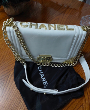 Geanta Chanel din piele
