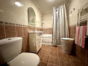 Apartament 3 camere, centrala proprie, situat in zona Dambovita - imagine 6